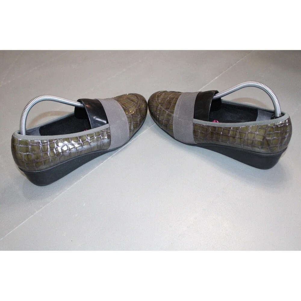 Ros Hommerson Erica Wedge Loafers 10W‎ Croc Patent Leather Comfort Slip On